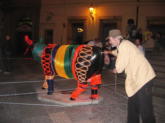 The whole town was full of cows in different styles - I don't know why.