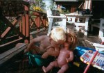 Sommerfl�rt p� verandaen!
Summer flirtation on the balcony!